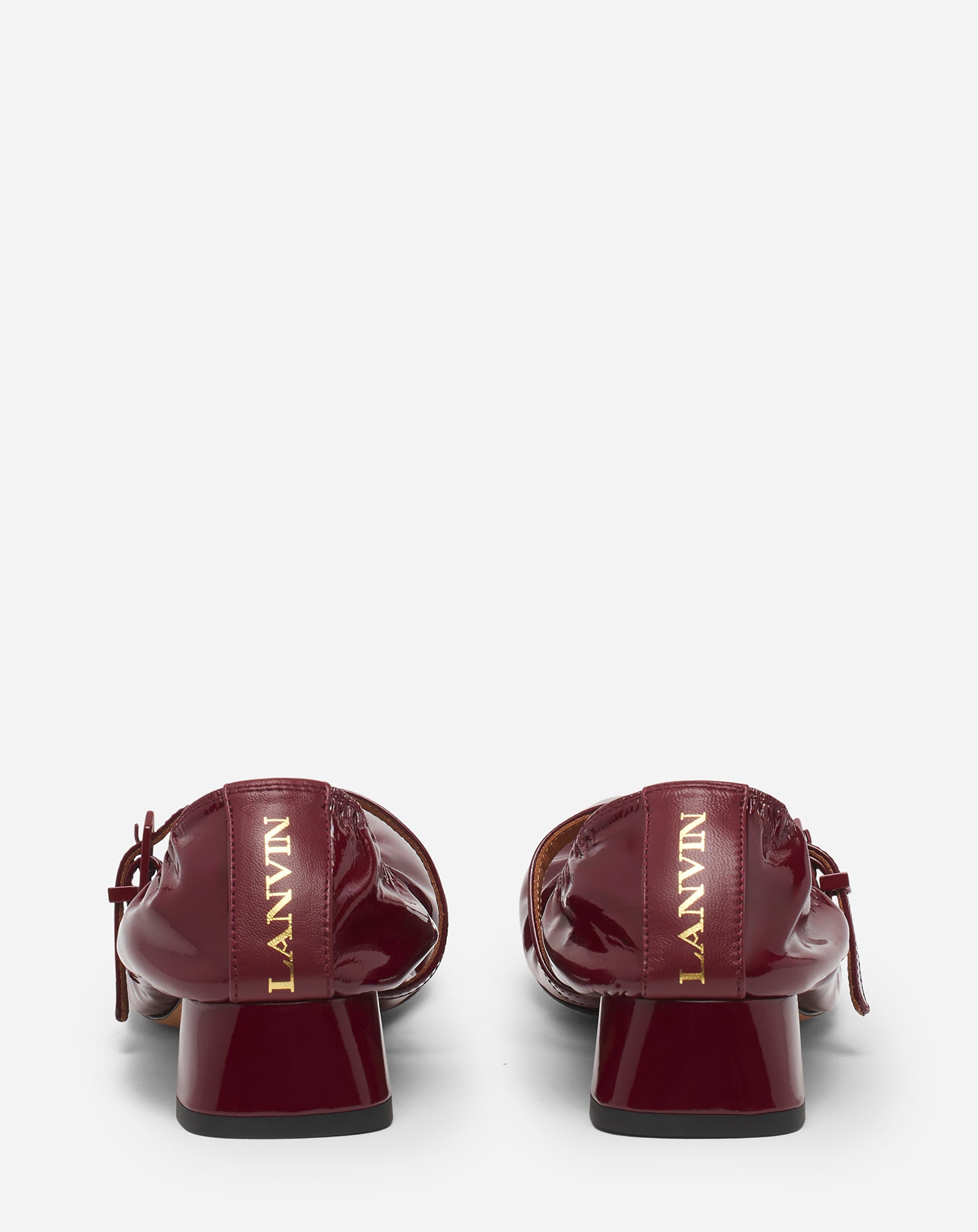 HEELED MARY JANE IN GLOSSY LEATHER