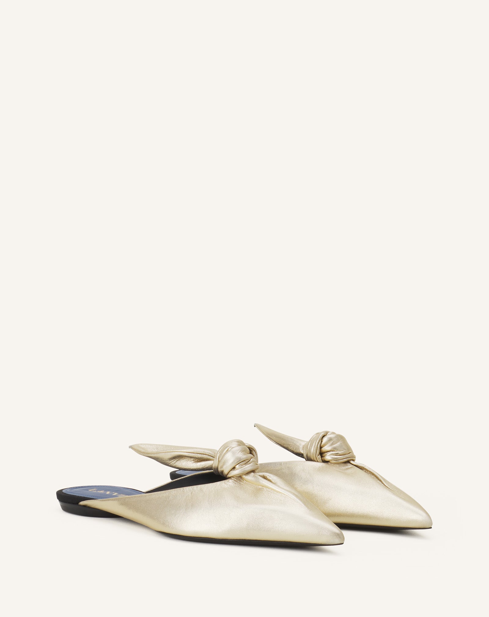 MIDNIGHT STEP BOW MULE IN METALLIC LEATHER