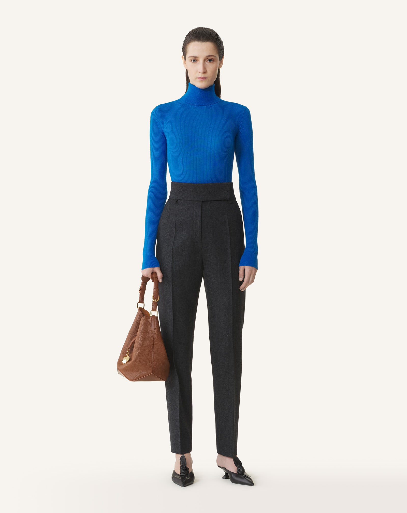 MERINO WOOL AND SILK TURTLENECK SWEATER