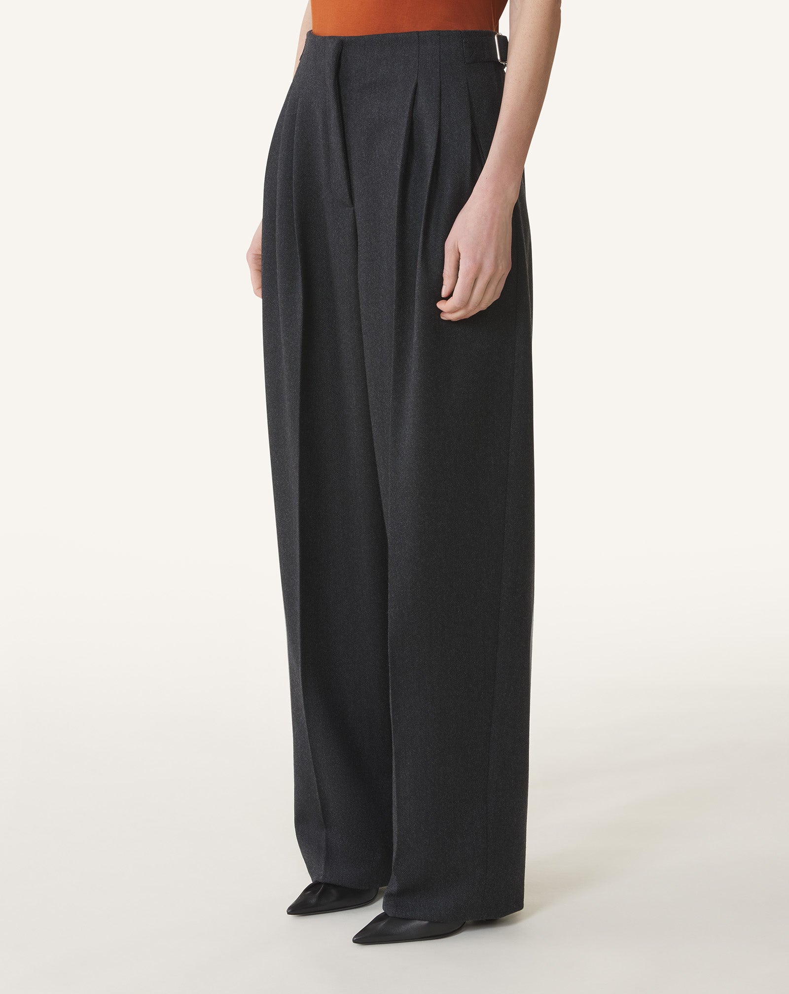 WIDE-LEG FLANNEL PANTS