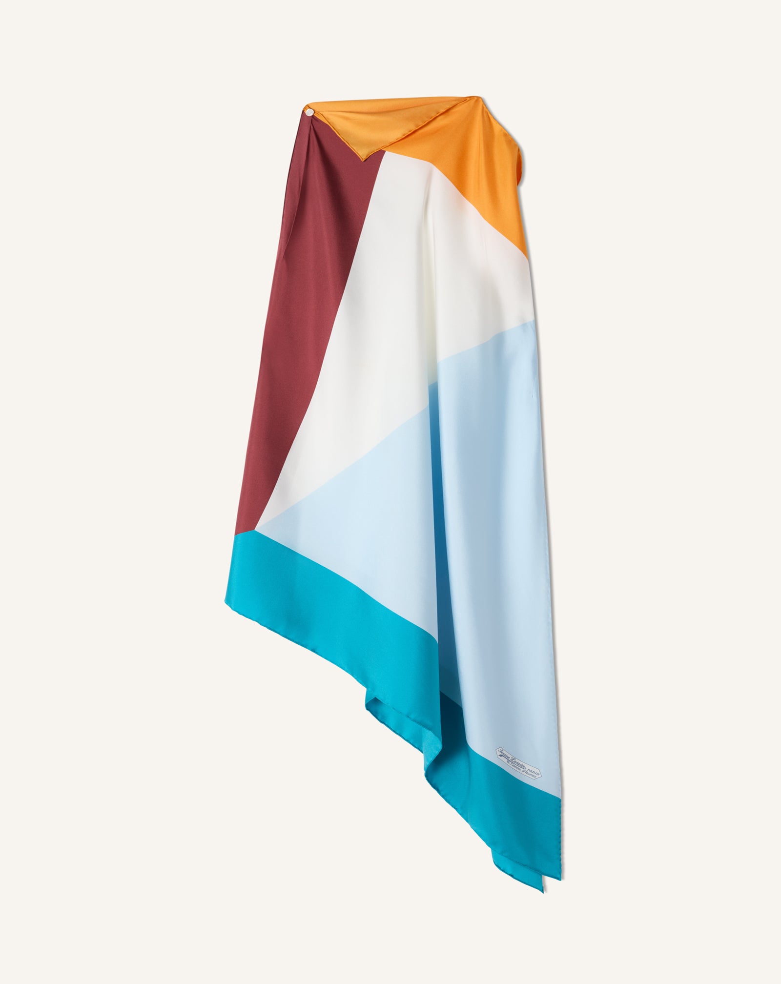 GRAPHIC PRINT SILK TOP