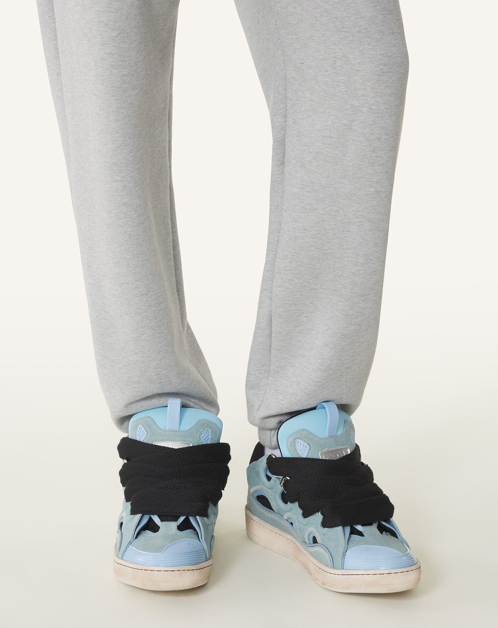 BLUE CURB SNEAKERS IN CANVAS