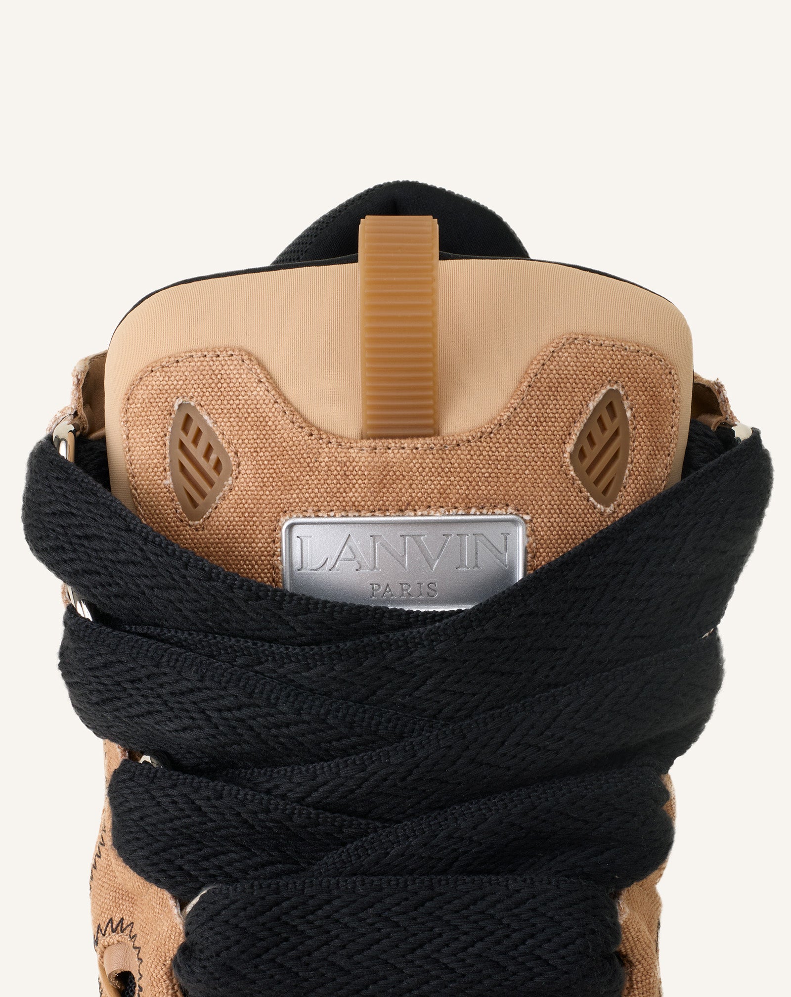 BROWN CURB SNEAKERS IN CANVAS