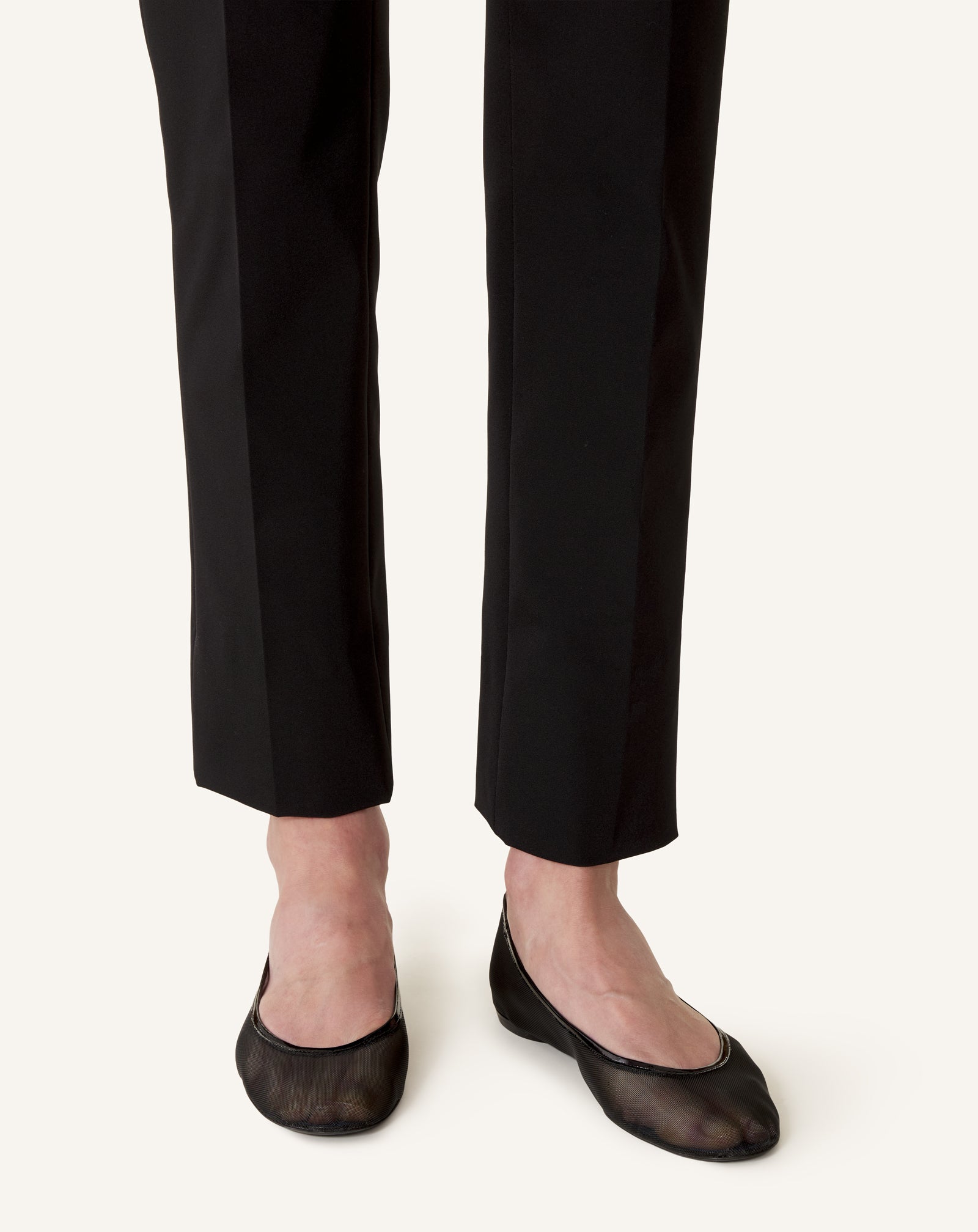 BLACK THE BALLERINA FLAT IN MESH