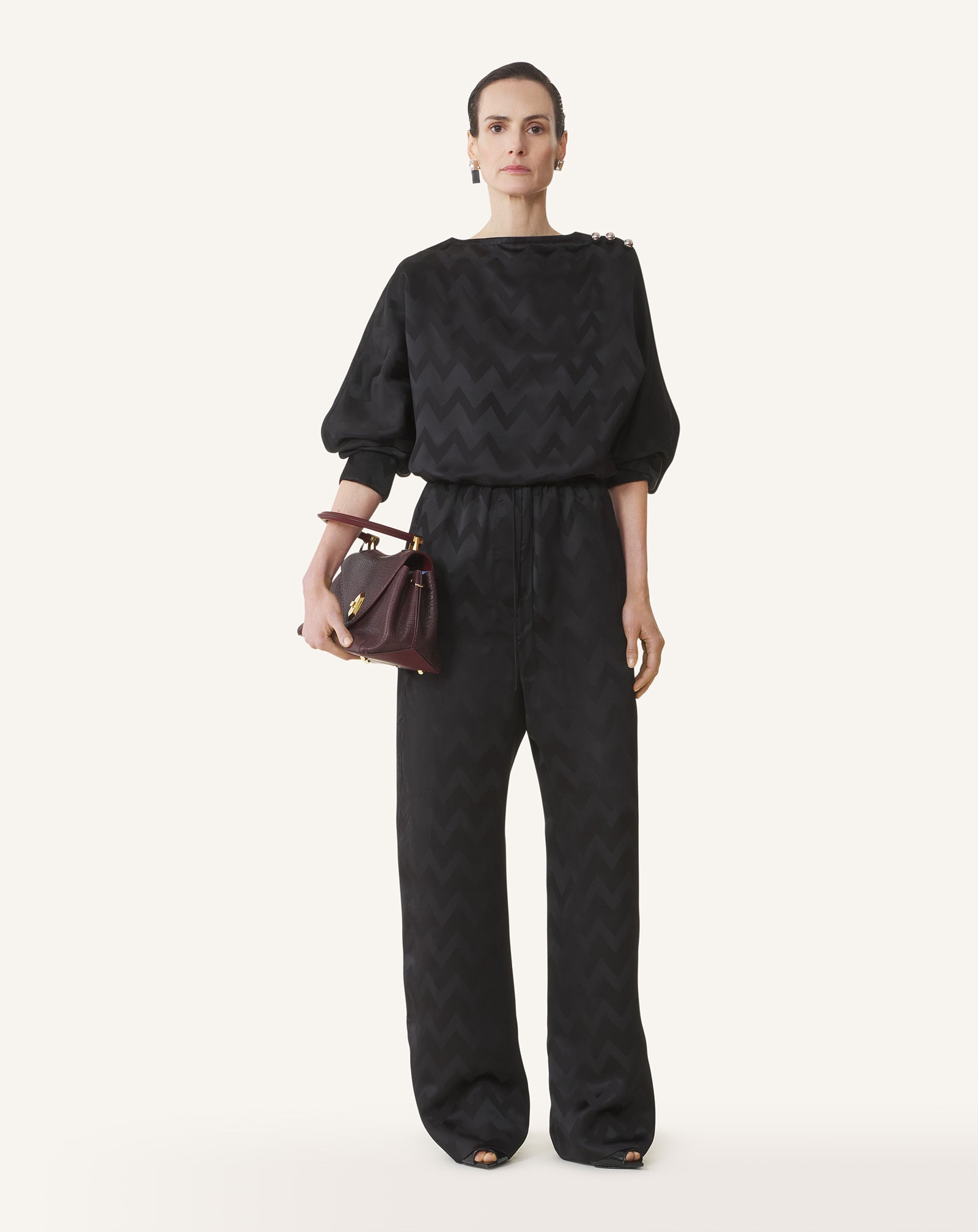 FLUID TOP IN JACQUARD VISCOSE